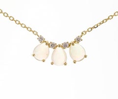 Gin & Grace 10K Gelbgold Äthiopischer Opal-Anhänger mit Diamanten für Frauen