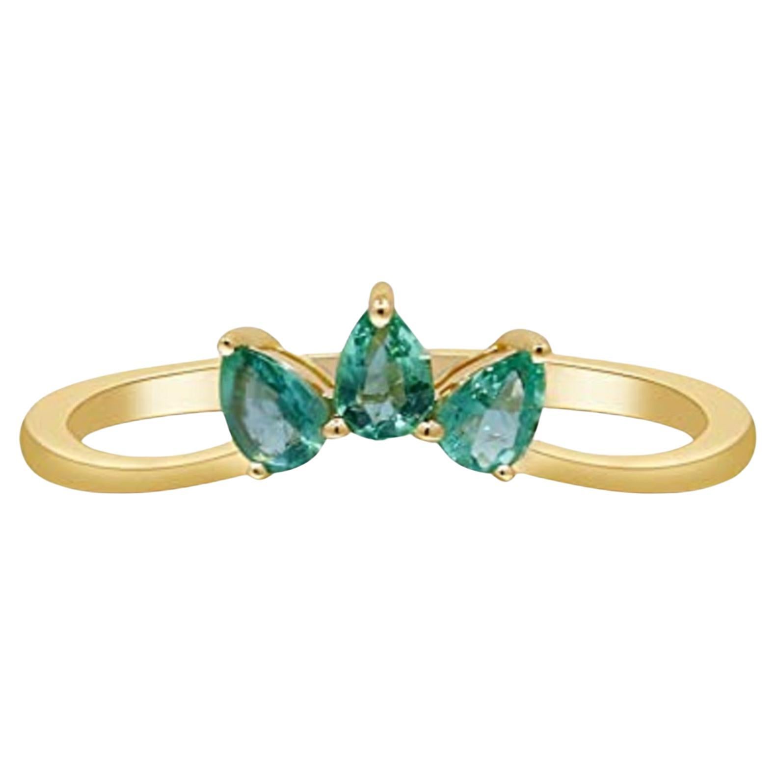 Gin & Grace 10K Yellow Gold Natural Zambian Emerald Ring for women For Sale