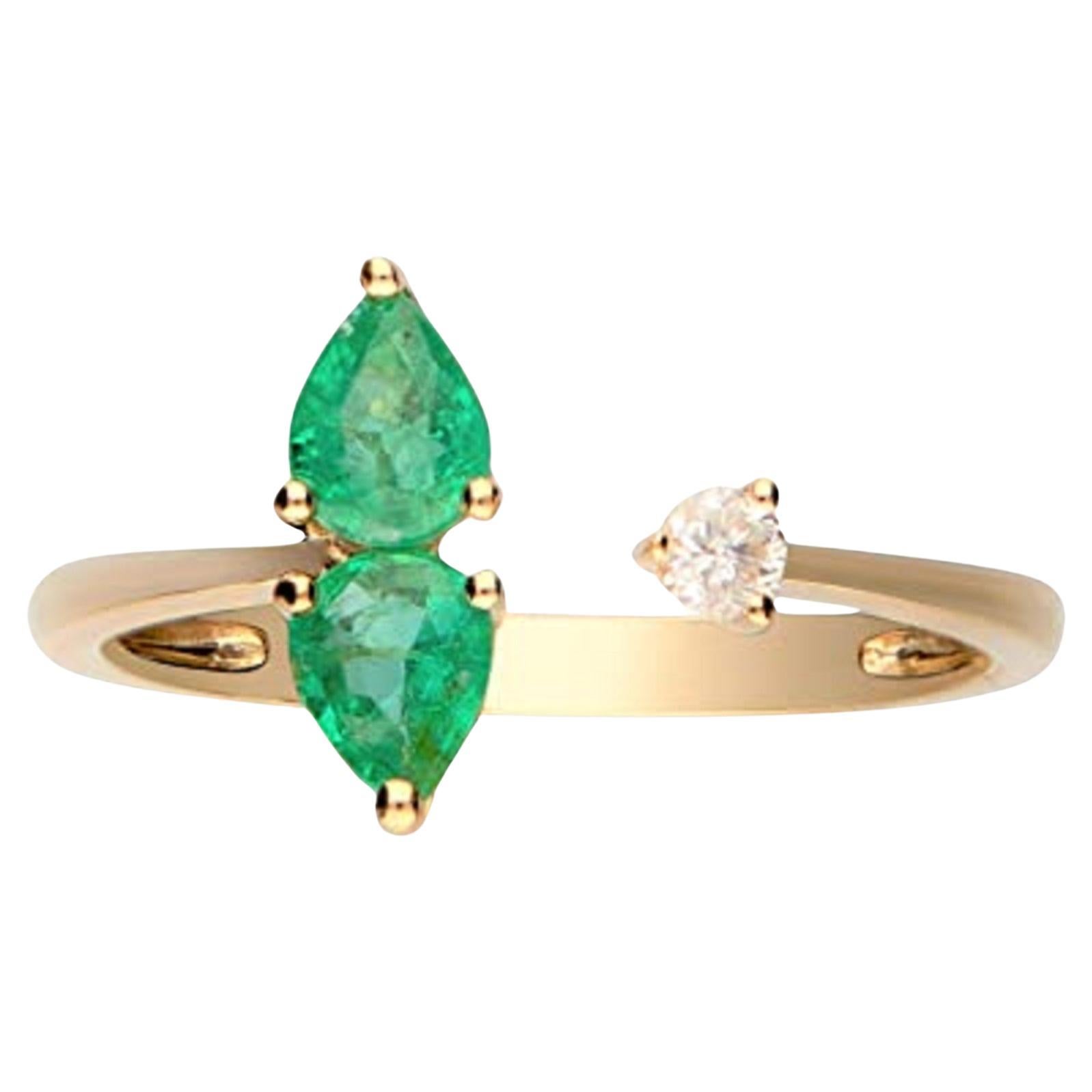 Gin & Grace 14K Yellow Gold Genuine Emerald Ring with Diamonds for women For Sale