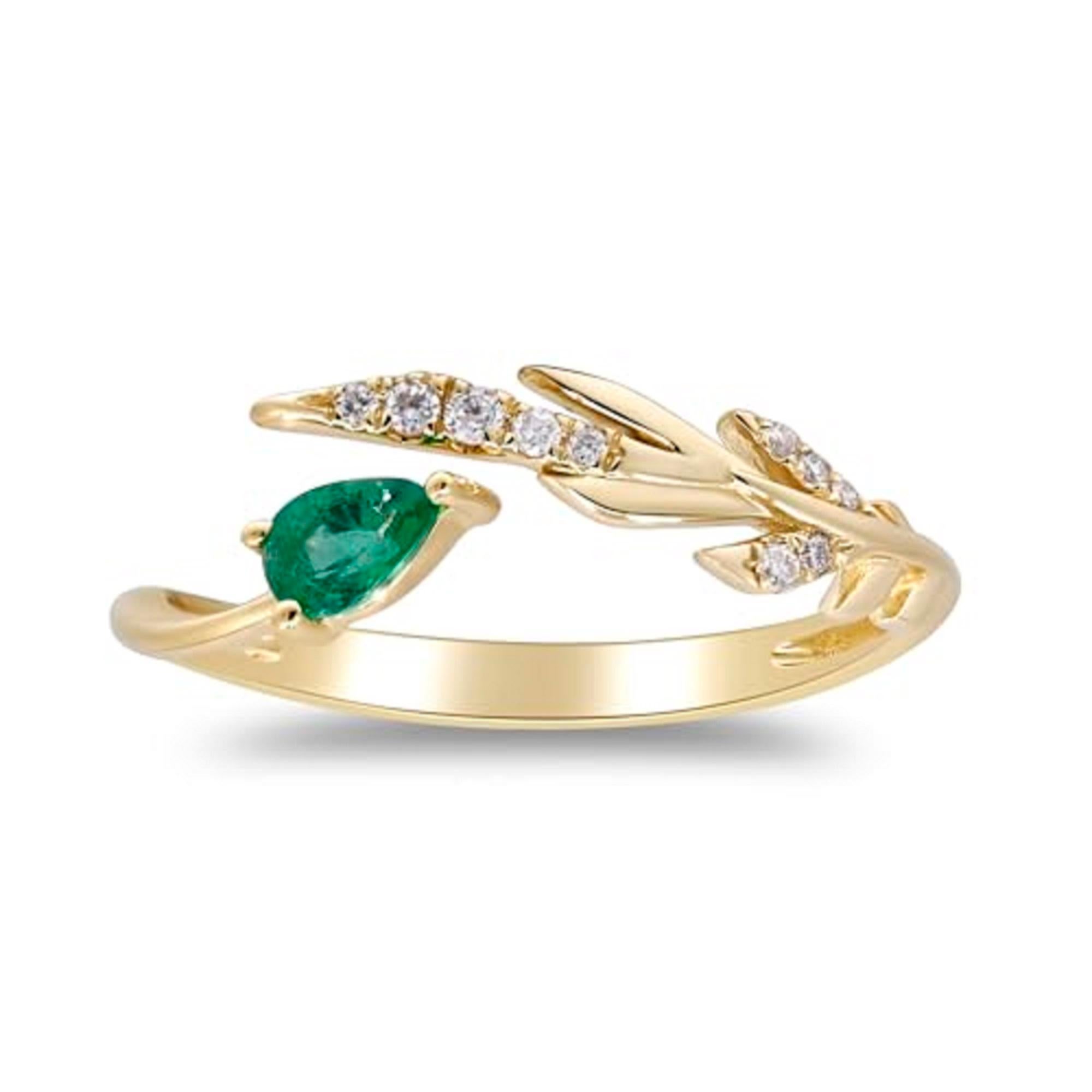 Gin & Grace 14K Yellow Gold Natural Zambian Emerald Ring with Diamonds for women In New Condition For Sale In New York, NY