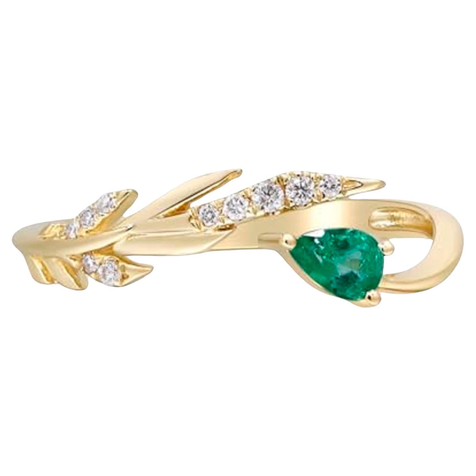 Gin & Grace 14K Yellow Gold Natural Zambian Emerald Ring with Diamonds for women For Sale