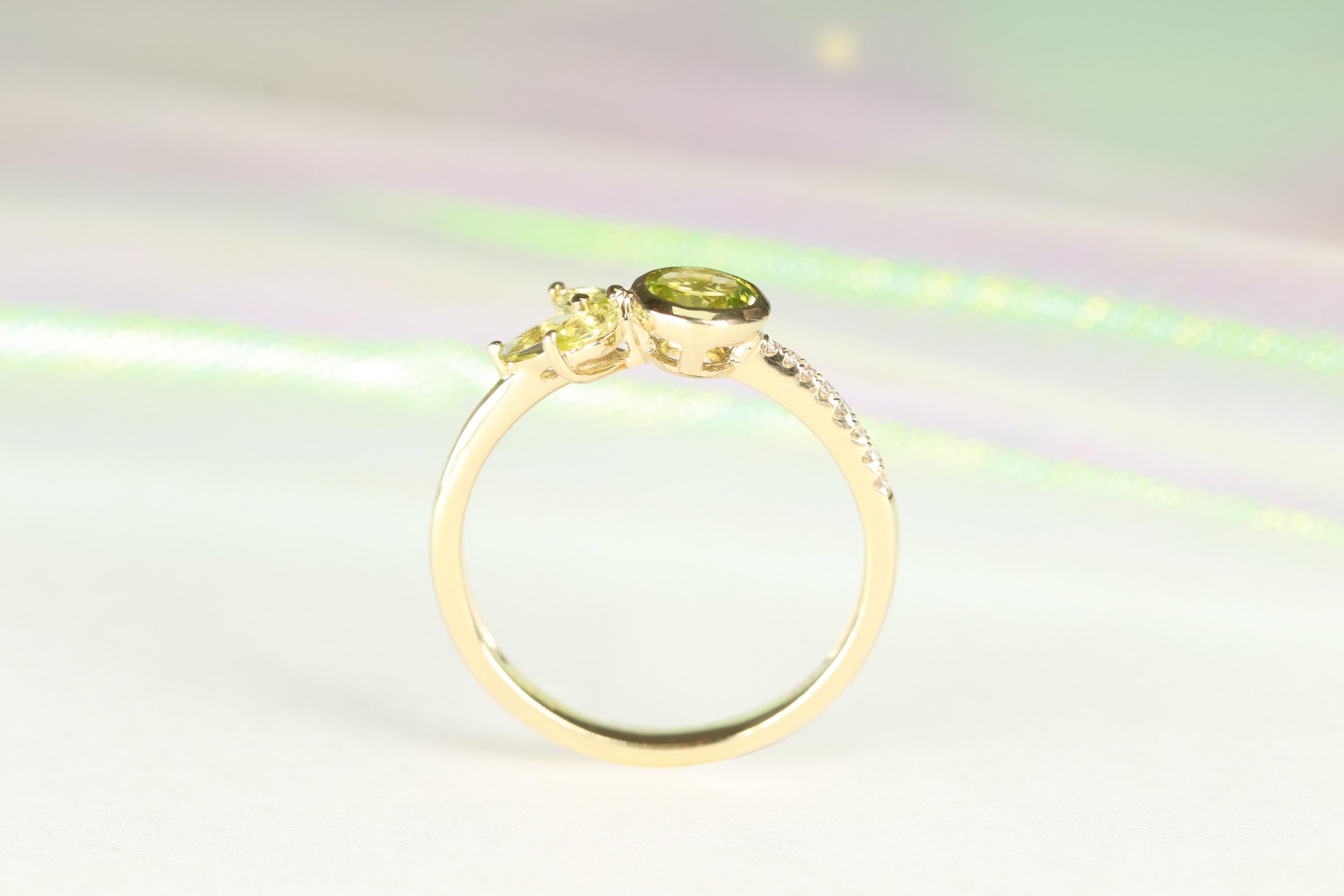 Gin and Grace Classic Peridot with Diamond 14k Yellow Gold Ring For Women/Girls Pour femmes en vente