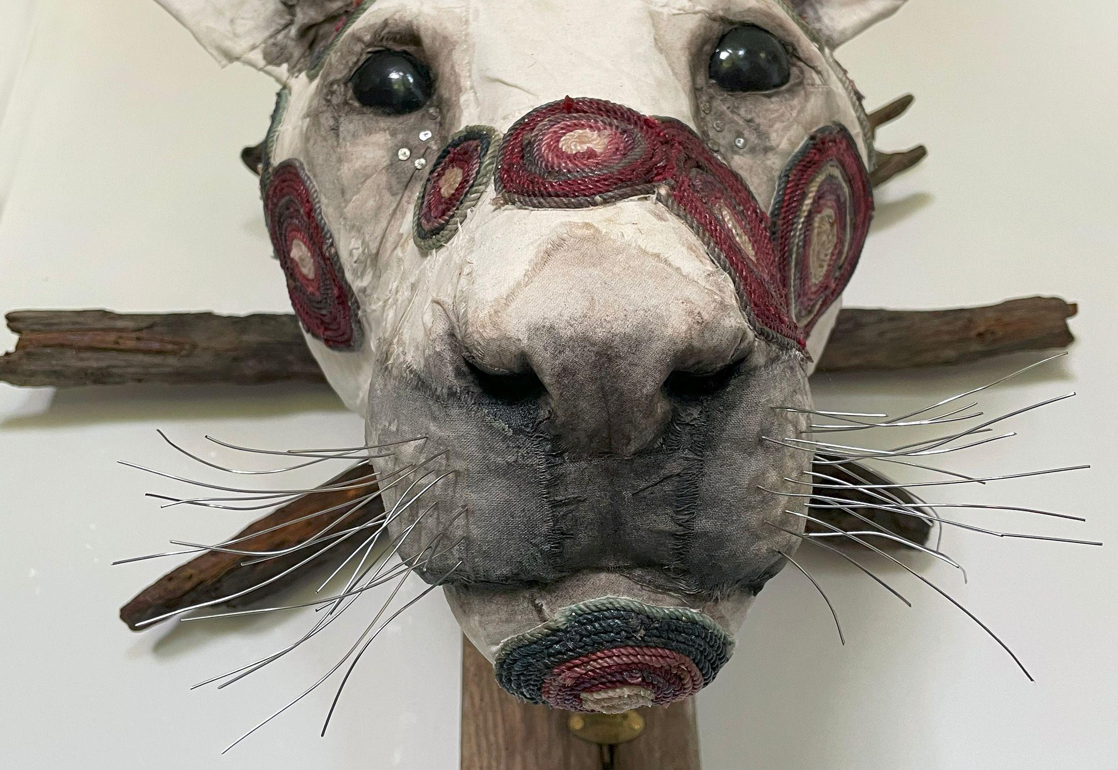Animal Head, Wall Sculpture: 'Fairburn Agate Pantherinae' For Sale 2