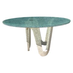 Table de salle à manger ou de salle à manger emblématique avec base incurvée sculpturale en verre craquelé