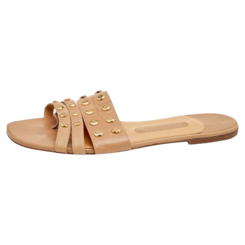 Gina Beige Leather Embellished Slide Sandals Size 38.5 en vente