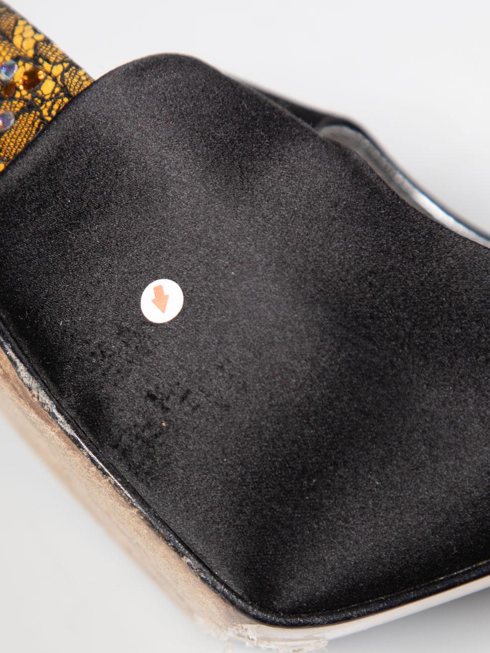 Gina Schwarz verschönerte Peep Toe Heels mit Spitzendetails in Schwarz Größe UK 6 im Angebot 5