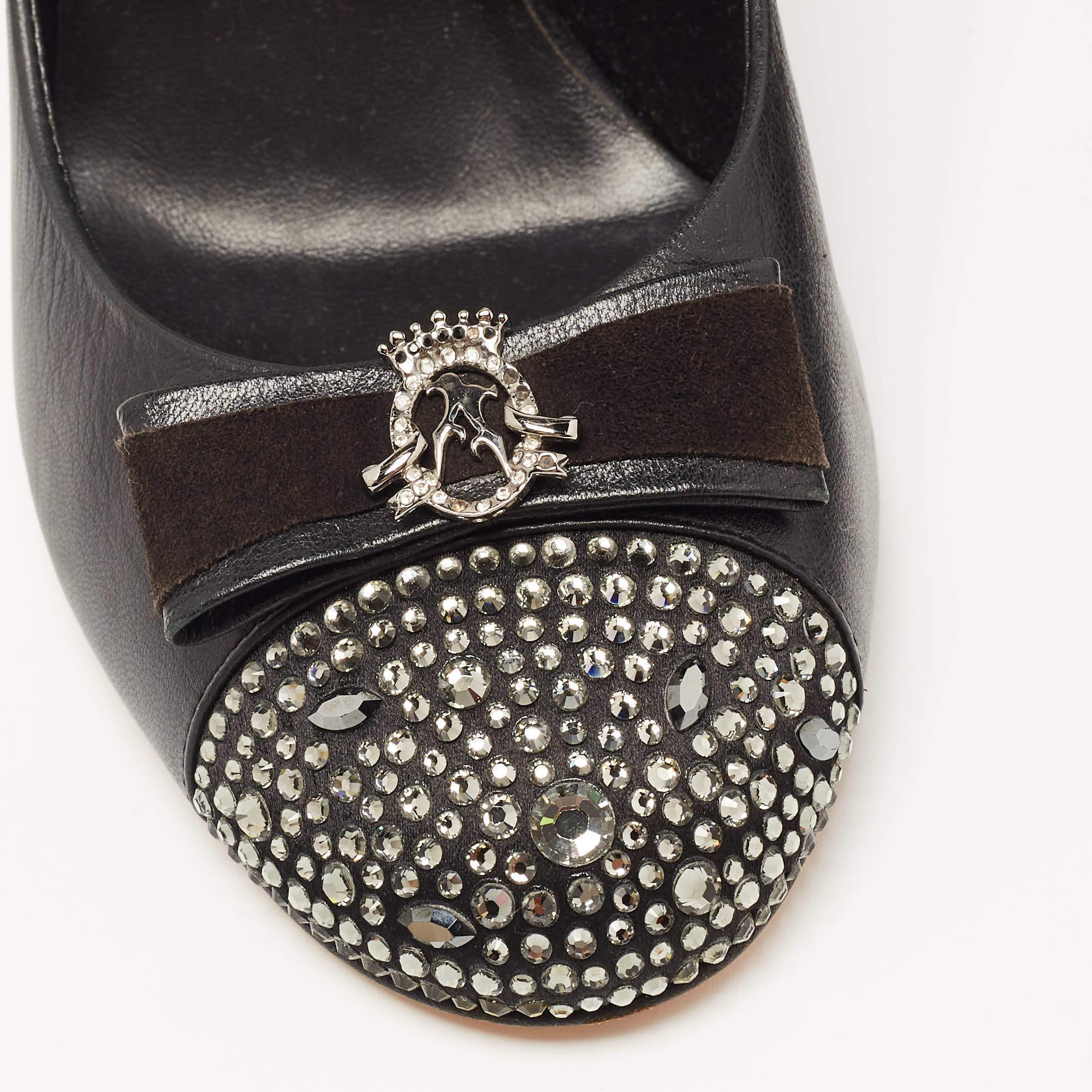 Gina Black Leather Embellished Pumps Size 39.5 For Sale 3