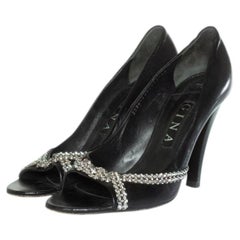 Gina, Tacchi peeptoe in pelle nera con strass