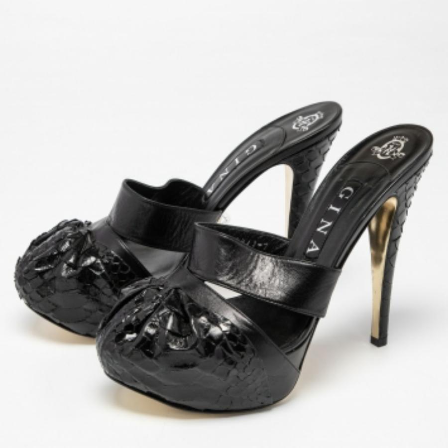 Women's Gina Black Python and Leather Cap Toe Platform Sandals Size 40 For Sale
