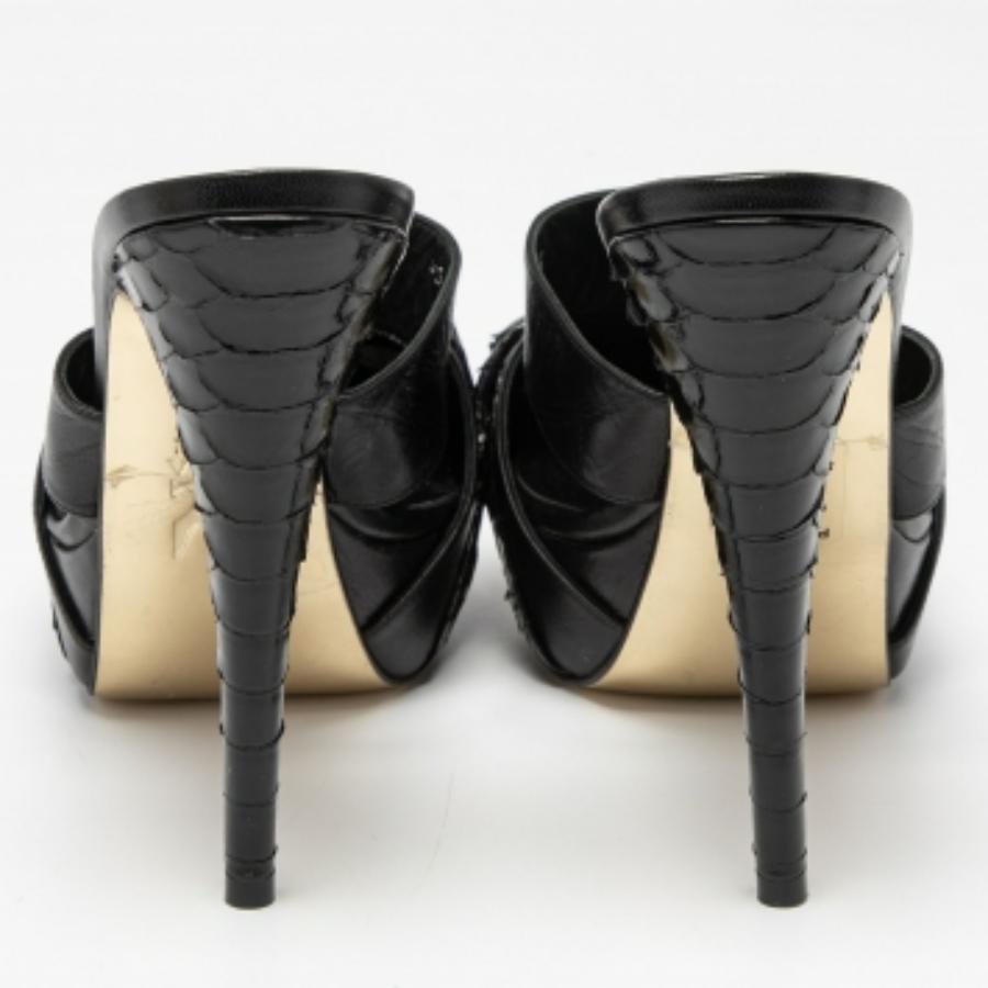 Gina Black Python and Leather Cap Toe Platform Sandals Size 40 For Sale 3