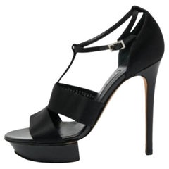 Gina Schwarze Satin Plateausandalen mit Knöchelriemen Größe 37,5