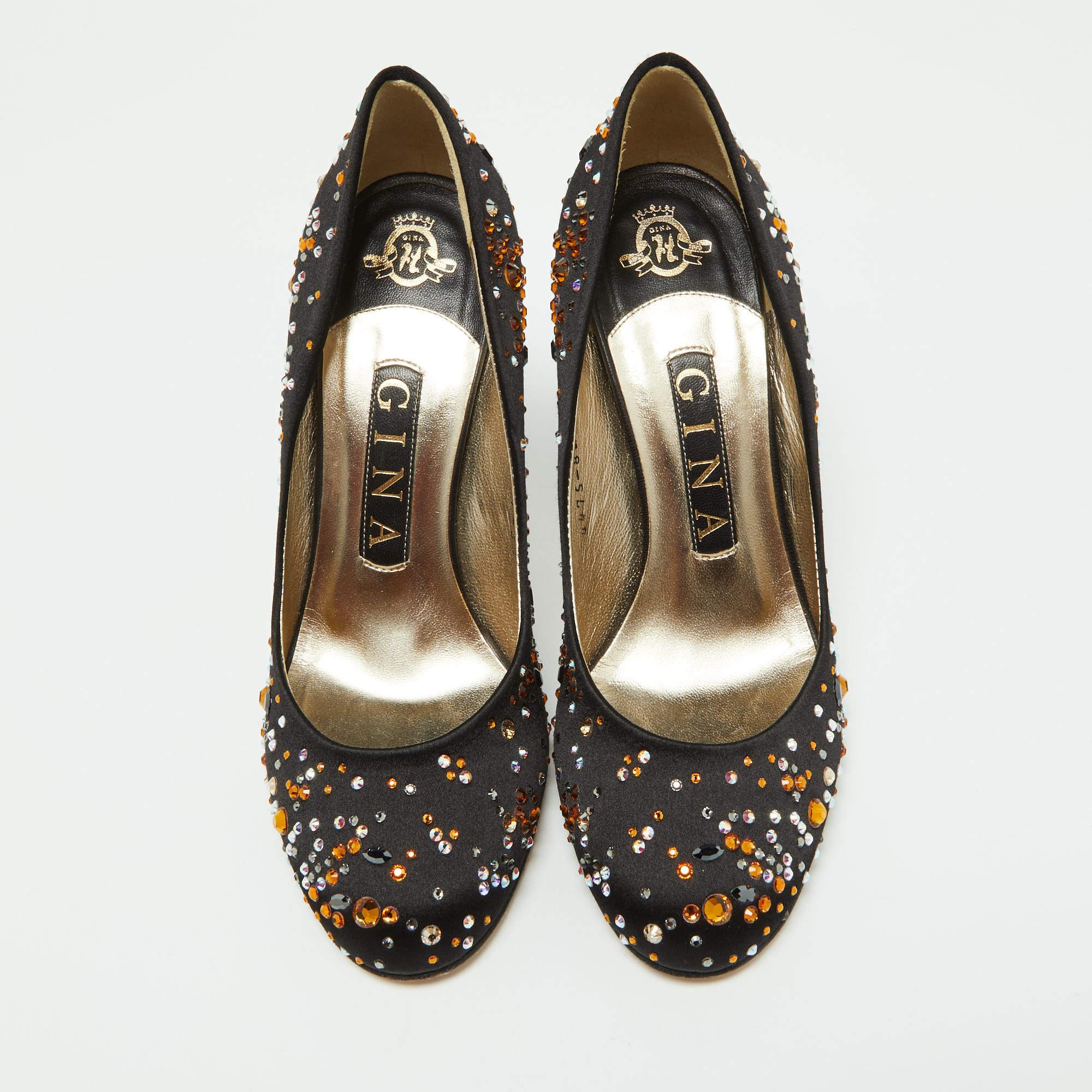 Gina Black Satin Crystal Embellished Pumps Size 36.5 In Good Condition For Sale In Dubai, Al Qouz 2