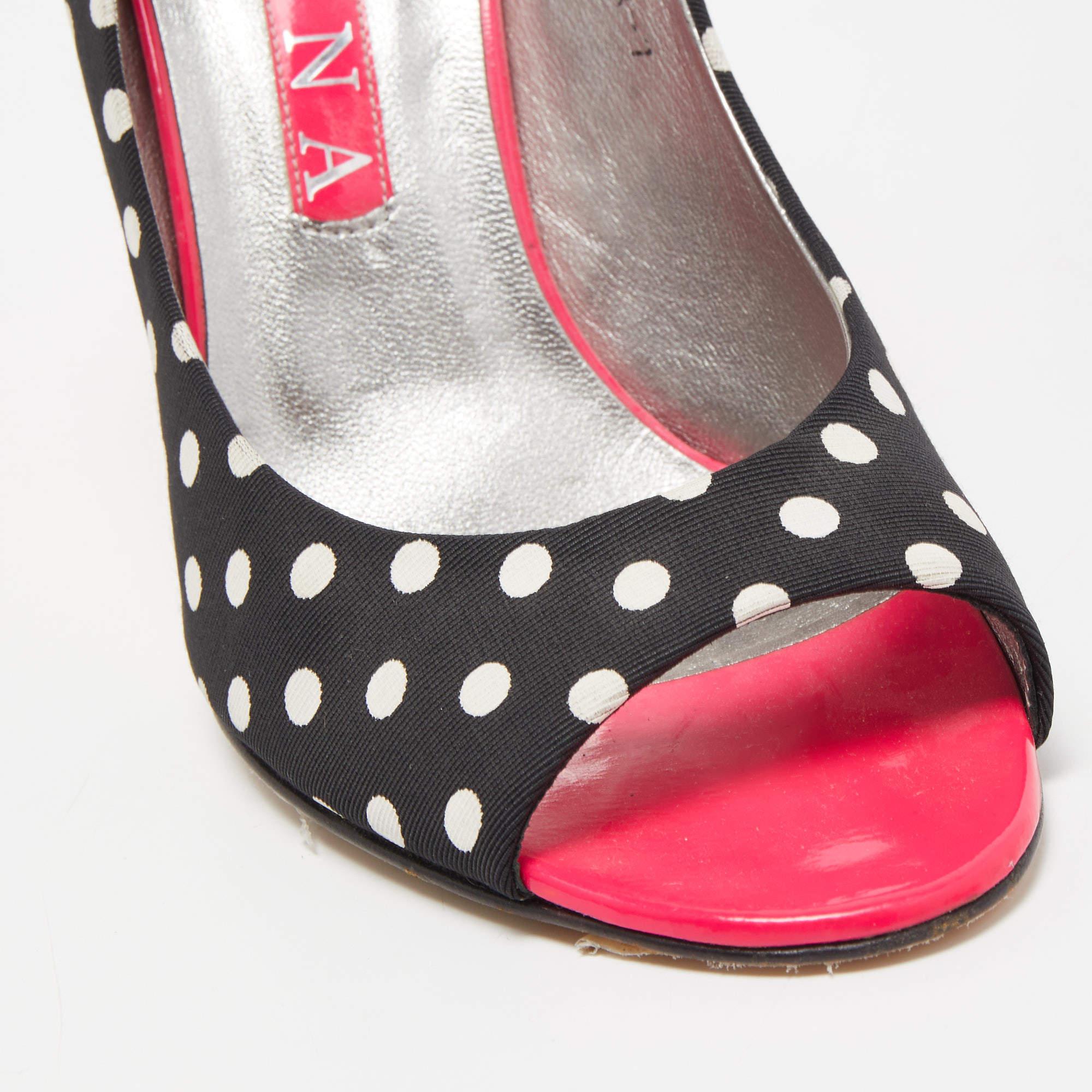 Gina Black/White Polka Dot Canvas Peep Toe Pumps Size 40 For Sale 3