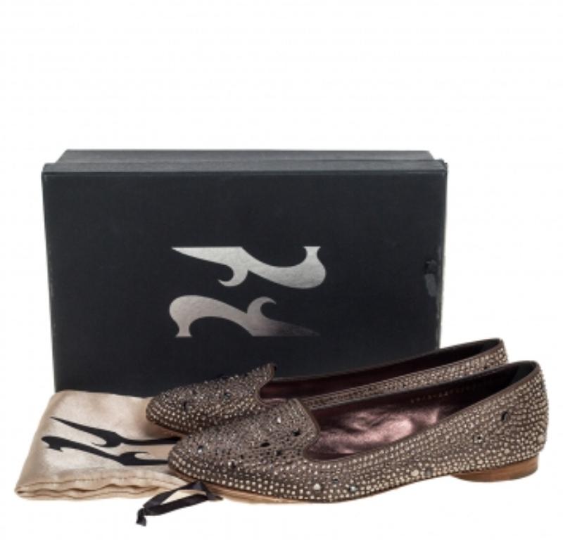 Gina Brown Crystal Embellished Satin Ballet Flats Size 38.5 For Sale 2