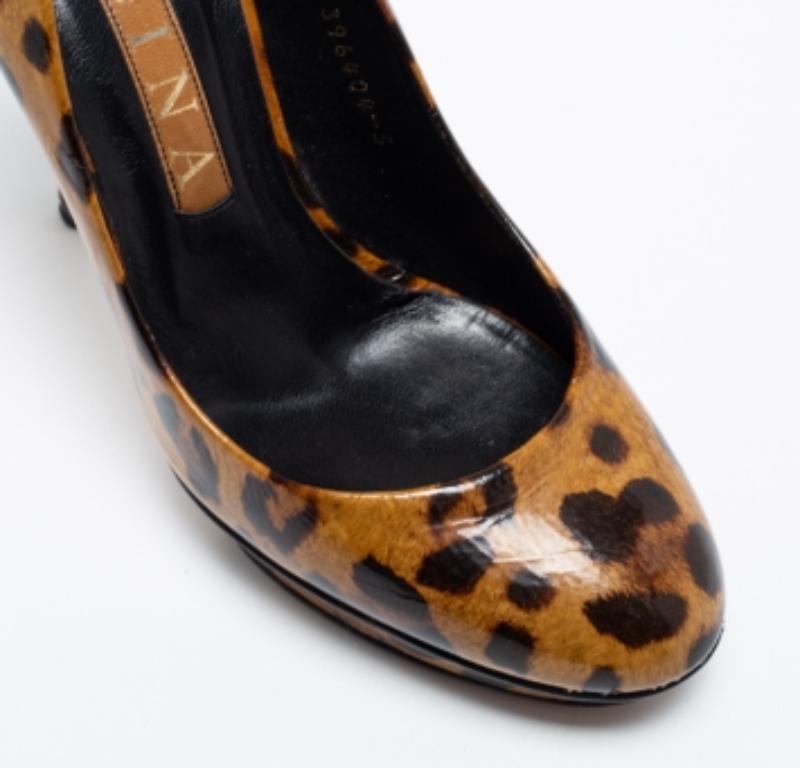 Gina Chaussures à bout rond en cuir verni imprimé léopard Brown Taille 38 Pour femmes en vente
