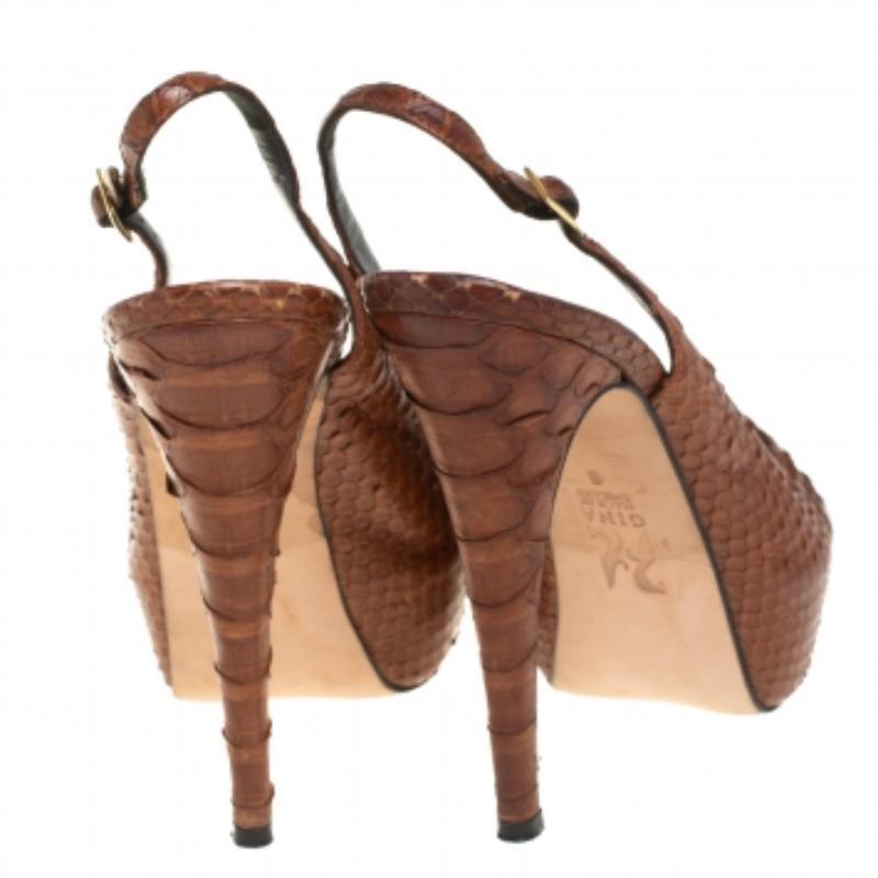Gina Brown Python Peep Toe Platform Slingback Sandals Size 39 In Good Condition For Sale In Dubai, Al Qouz 2