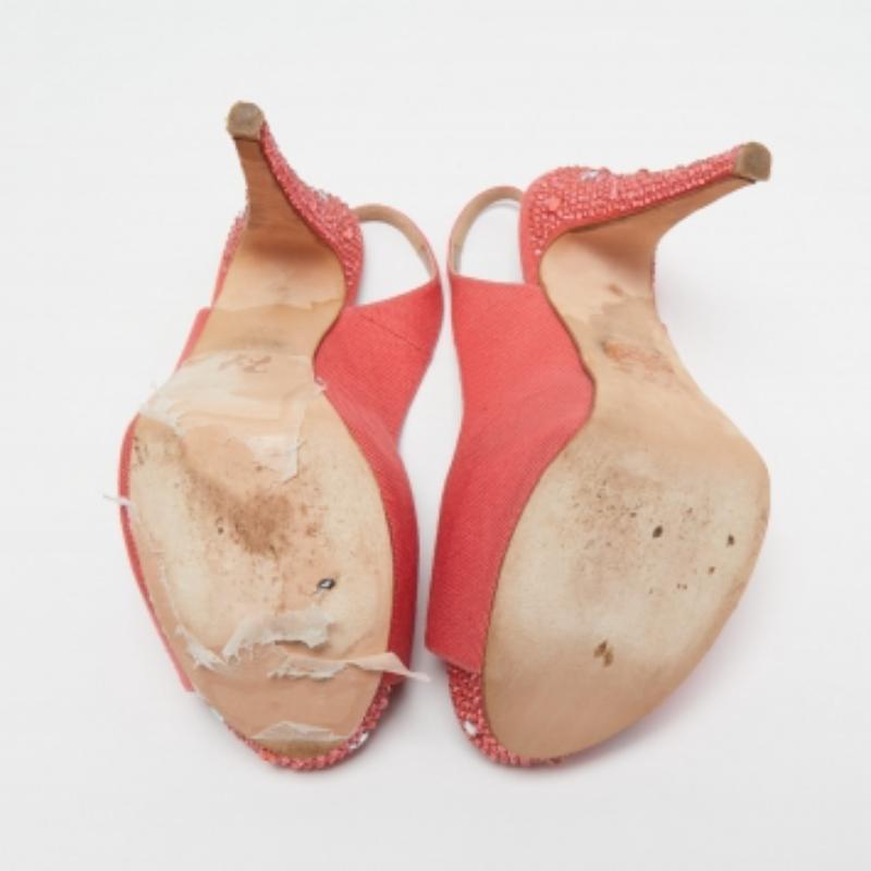 Gina escarpins à bout ouvert ornés de cristaux rose corail, taille 39,5 en vente 2