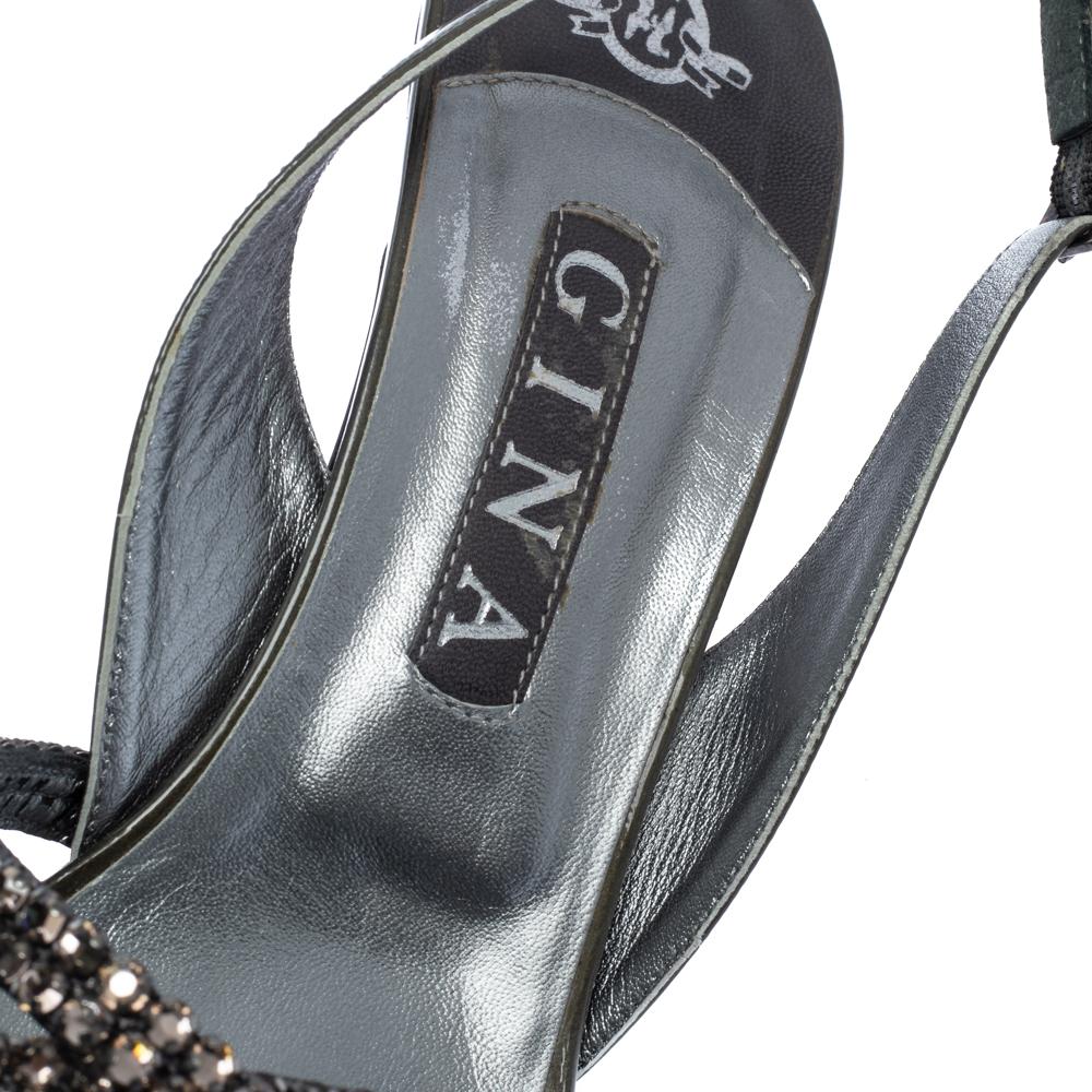Gina Dark Grey Patent Leather Crystal Embellished Slingback Sandals Size 40.5 In Good Condition In Dubai, Al Qouz 2