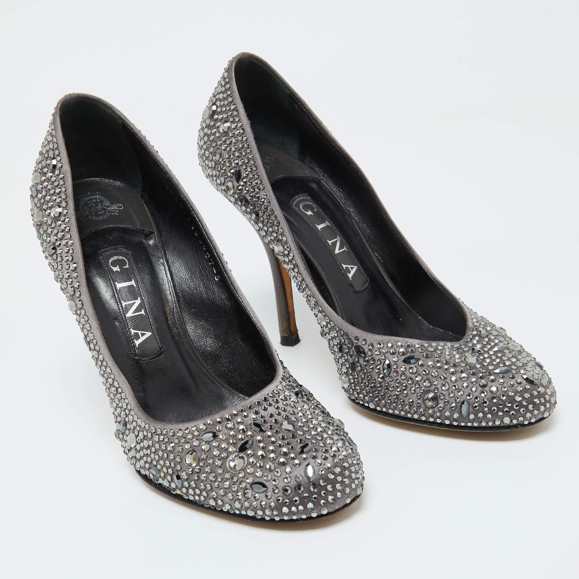 Gina Dark Grey Satin Crystal Embellished Pumps Size 38 In Good Condition For Sale In Dubai, Al Qouz 2
