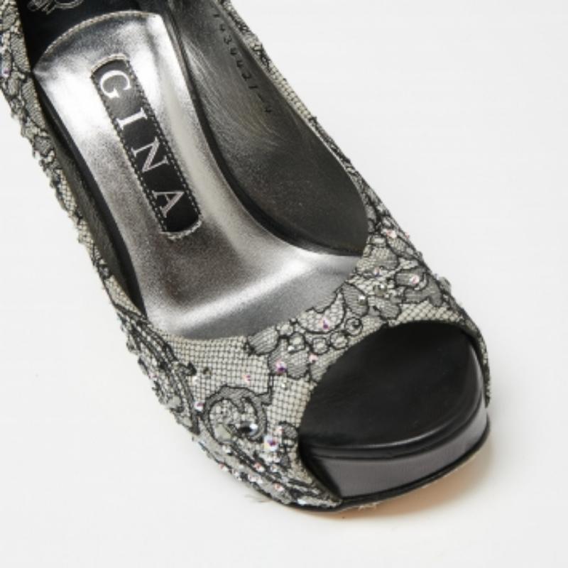 Gina Lace Grey/Black Crystal Embellished Open Peep  Escarpins à plateforme, taille 37 Bon état - En vente à Dubai, Al Qouz 2