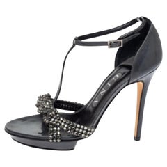 Gina Grey Patent Leather Crystal Embellished T-Strap Sandals Size 37.5