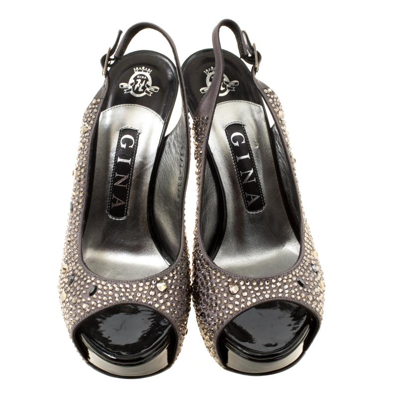Gina Grey Satin Crystal Embellished Platform Peep Toe Slingback Sandals Size 37 In Good Condition In Dubai, Al Qouz 2