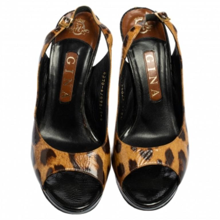 Gina Leopard Print Patent Leather Peep Toe Platform Slingback Sandals Taglia 39 In condizioni discrete in vendita a Dubai, Al Qouz 2