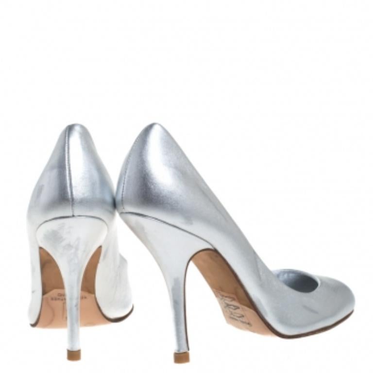 Argento Gina Metallic Silver Leather Round Toe Pumps 37 in vendita
