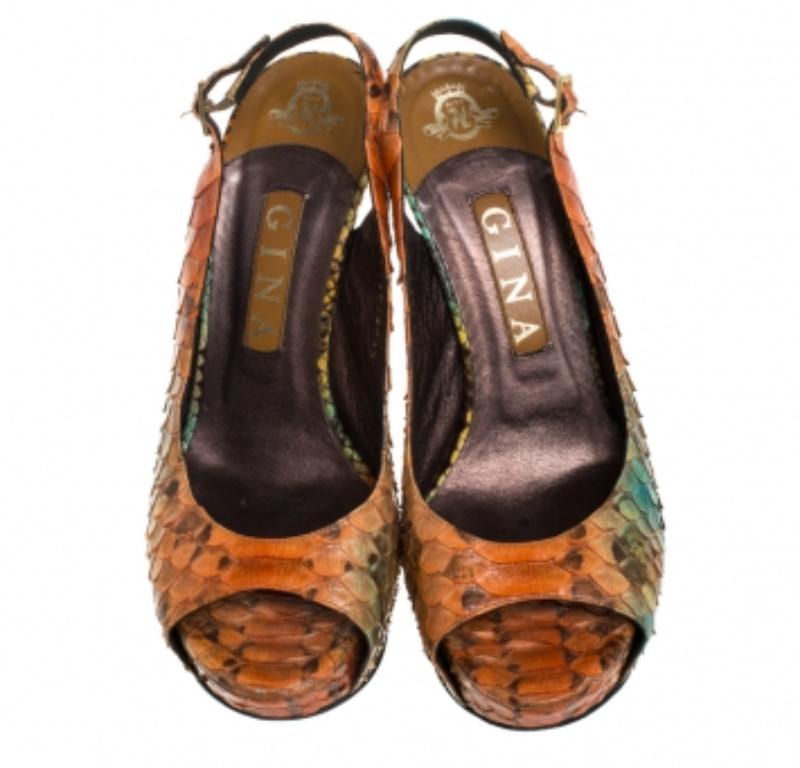 Gina, pelle di pitone multicolore, sandali con piattaforma Peep Toe Slingback misura 38,5 In condizioni discrete in vendita a Dubai, Al Qouz 2