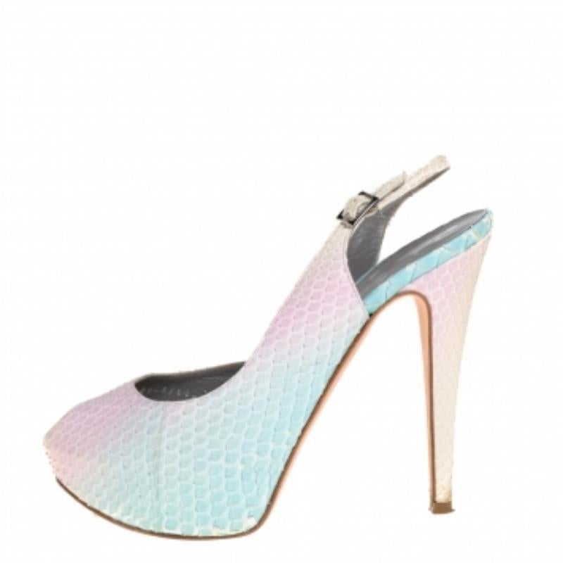 Gina Multicolor Python Leder Peep Toe Slingback Sandalen Größe 38.5 im Zustand „Gut“ im Angebot in Dubai, Al Qouz 2