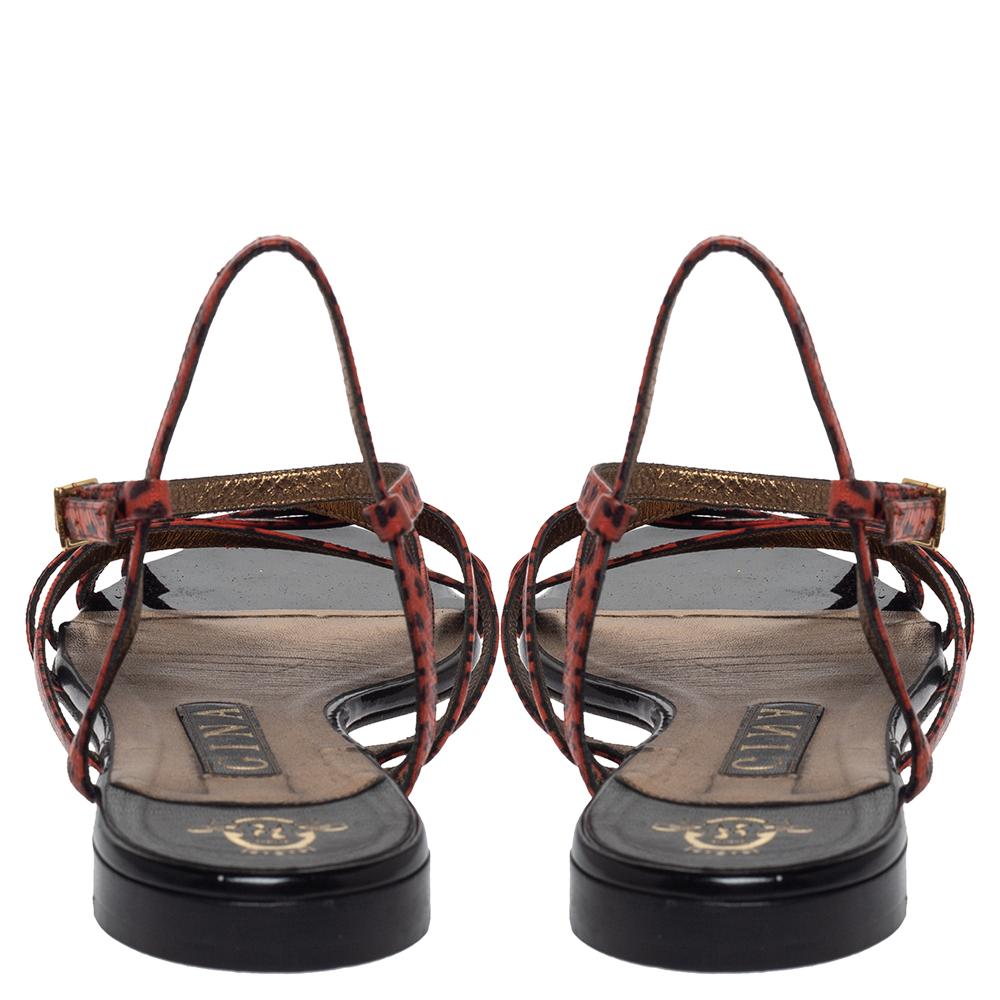Gina Orange/Black Animal Print Leather Strappy Flat Sandals Size 38.5 In Good Condition In Dubai, Al Qouz 2