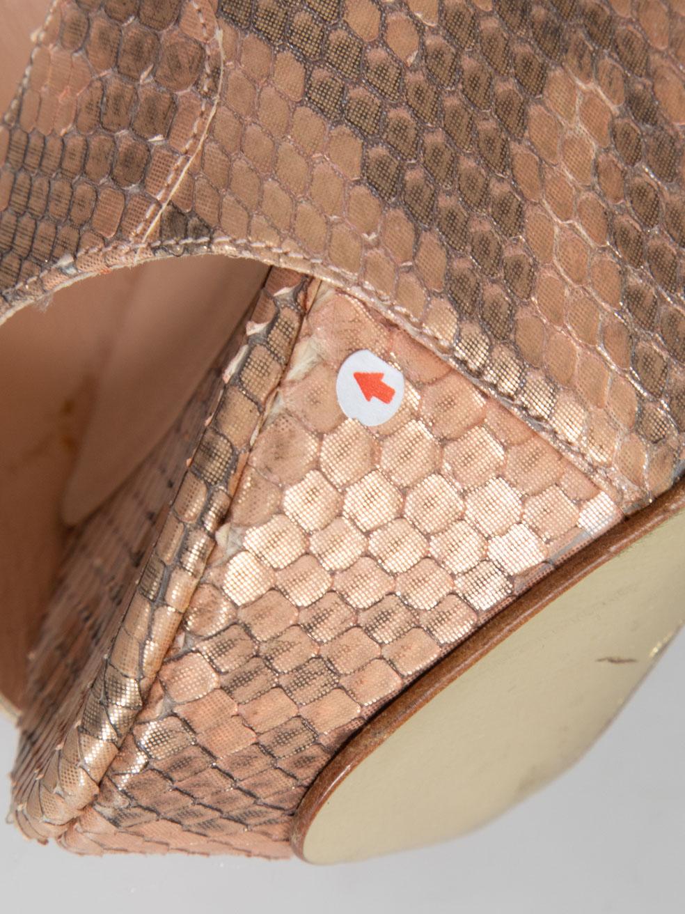 Gina Zapatos de tacón de piel de serpiente rosa metalizada talla UK 6 en venta 4