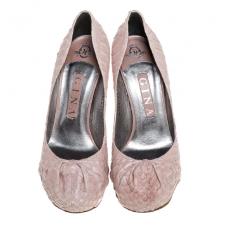Gina Pink Python Leather Elle Platform Pumps Size 38.5 In Good Condition For Sale In Dubai, Al Qouz 2