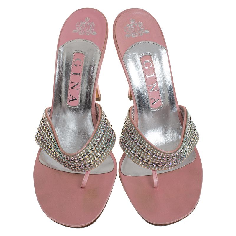 Gina Pink Satin Crystal Embellished Thong Sandals Size 38.5 In Good Condition In Dubai, Al Qouz 2
