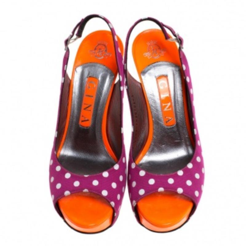 Fabina Purple/Orange Polka Dot Fabric Patent Open Toe Slingback Sandals Taglia 38 In condizioni buone in vendita a Dubai, Al Qouz 2