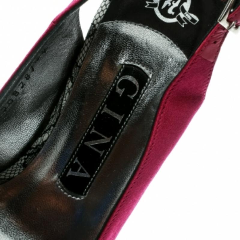 Gina Sandales à talons ouverts et ornées de cristaux en satin violet, taille 37 en vente 2