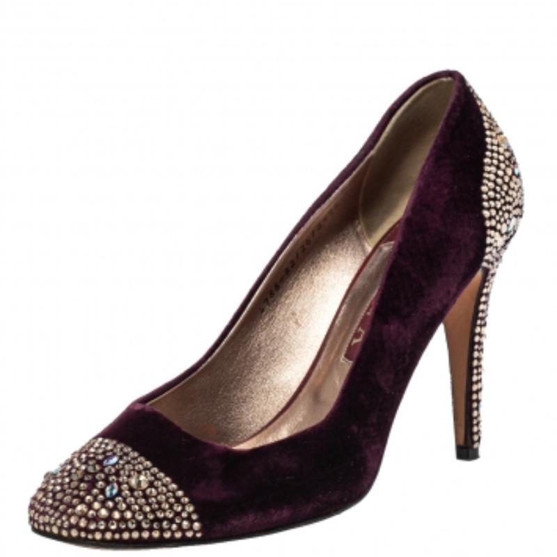 Gina Lila Plateau Pumps aus Samt mit Kristallverzierung Größe 40,5 (Schwarz) im Angebot