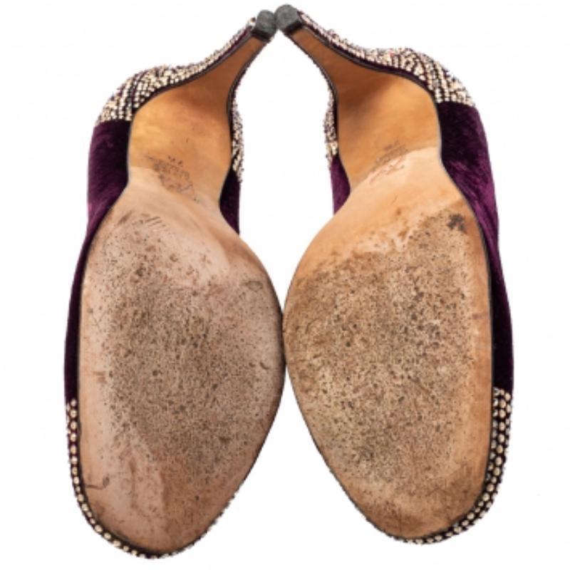 Gina Lila Plateau Pumps aus Samt mit Kristallverzierung Größe 40,5 im Angebot 2