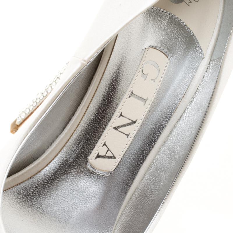 Gina Satin Jenna Crystal Embellished Heel Peep Toe Platform Pumps Size 37.5 2