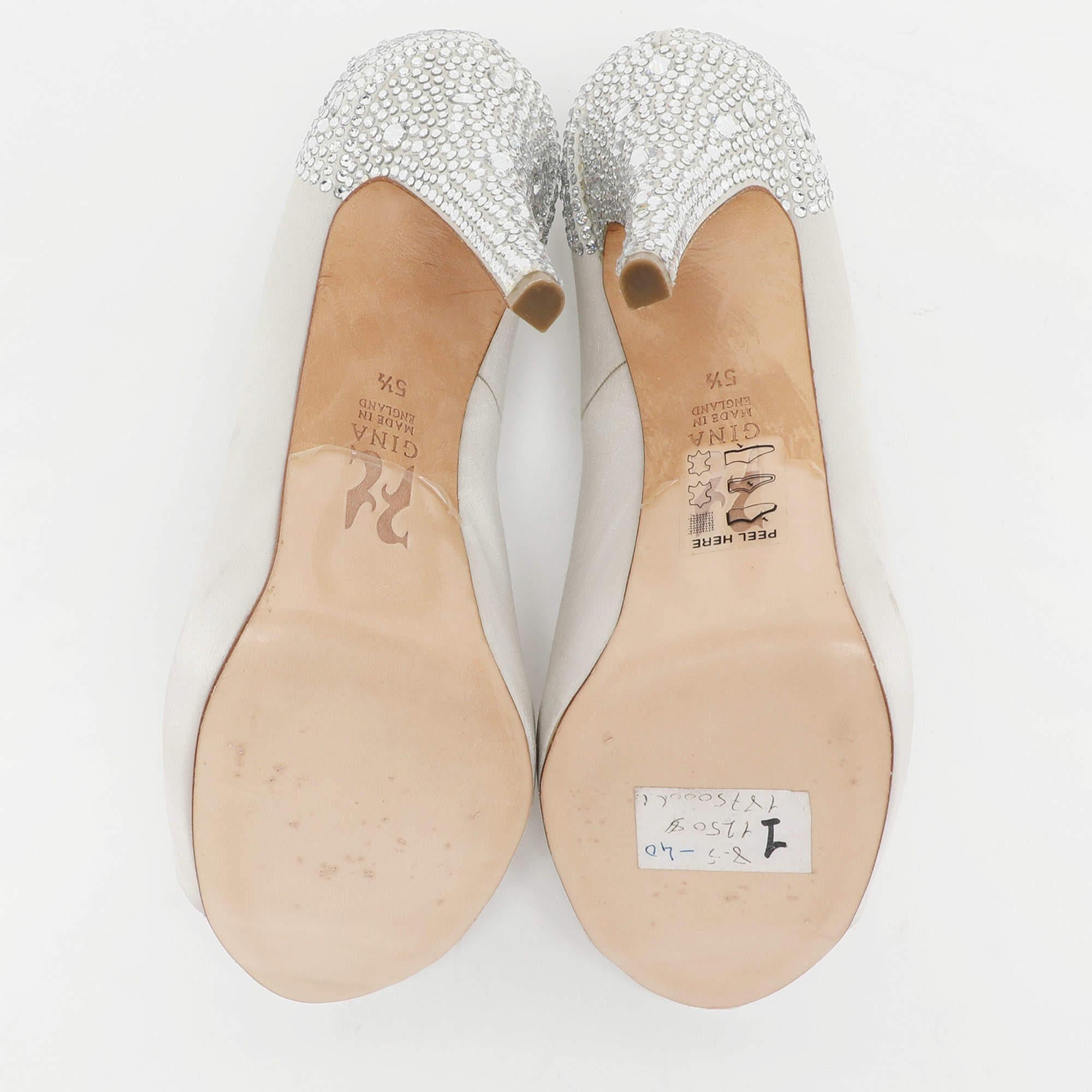 Gina Silver Satin Crystal Embellished Peep Toe Pumps Taglia 38.5 1