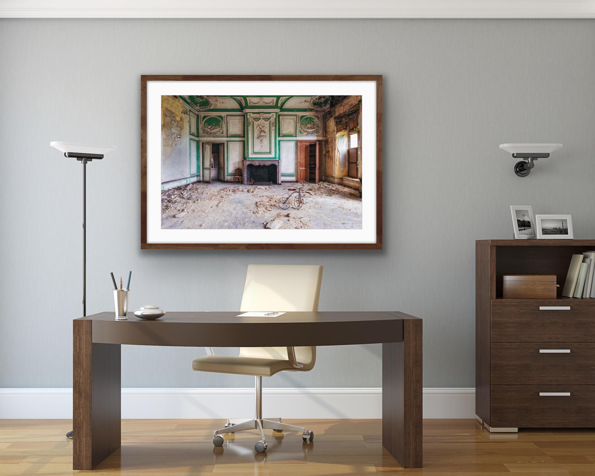 Dreirad, zeitgenössische Kunst, Druck in limitierter Auflage, Architekturfotografie im Angebot 2