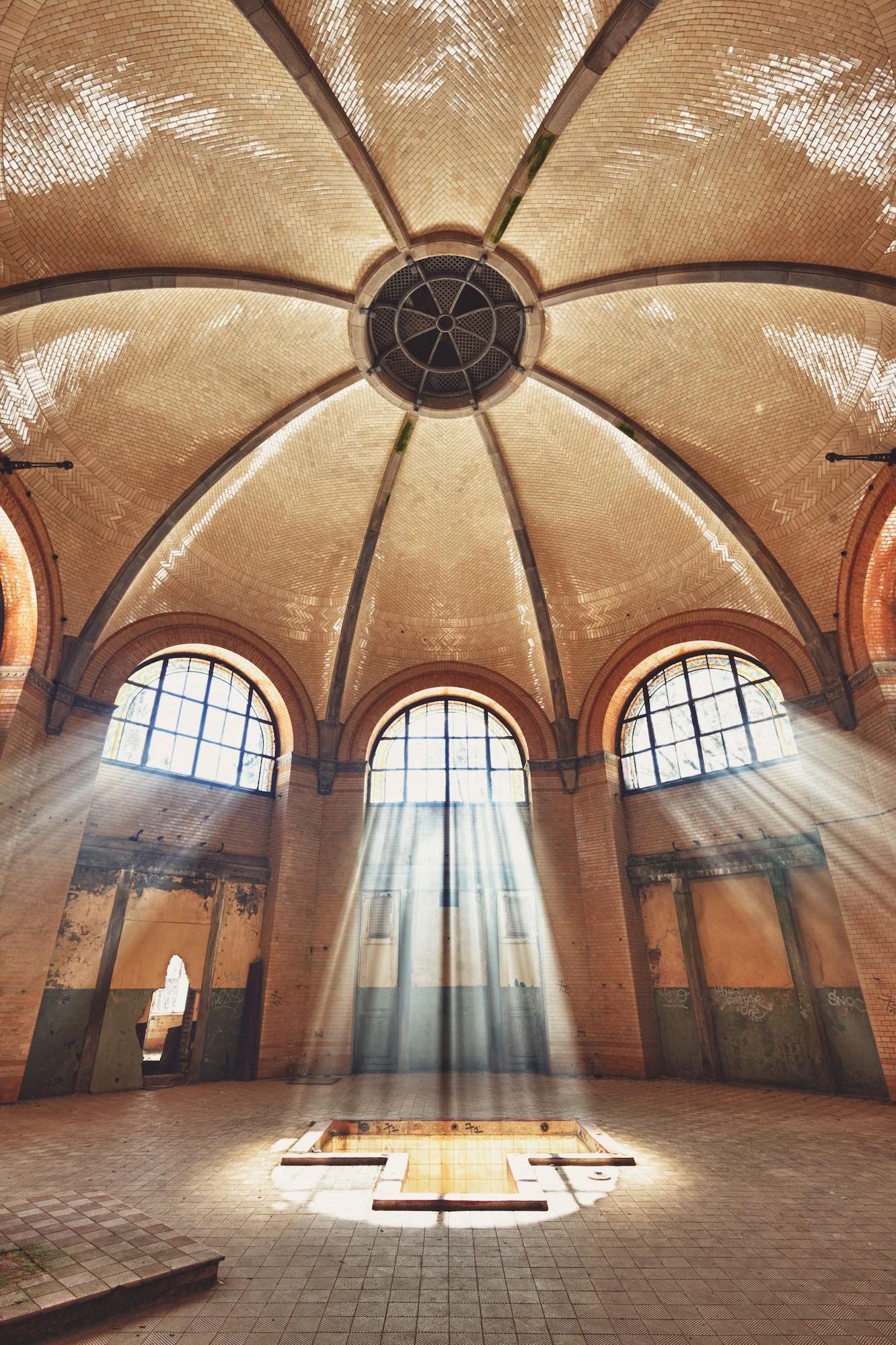 Bath House by Gina Soden - Interior photography, Germany, urbex, sanatorium