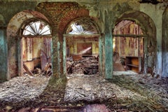 Care Home de Gina Soden - Interior de lugar abandonado, urbex, fotografía, pared