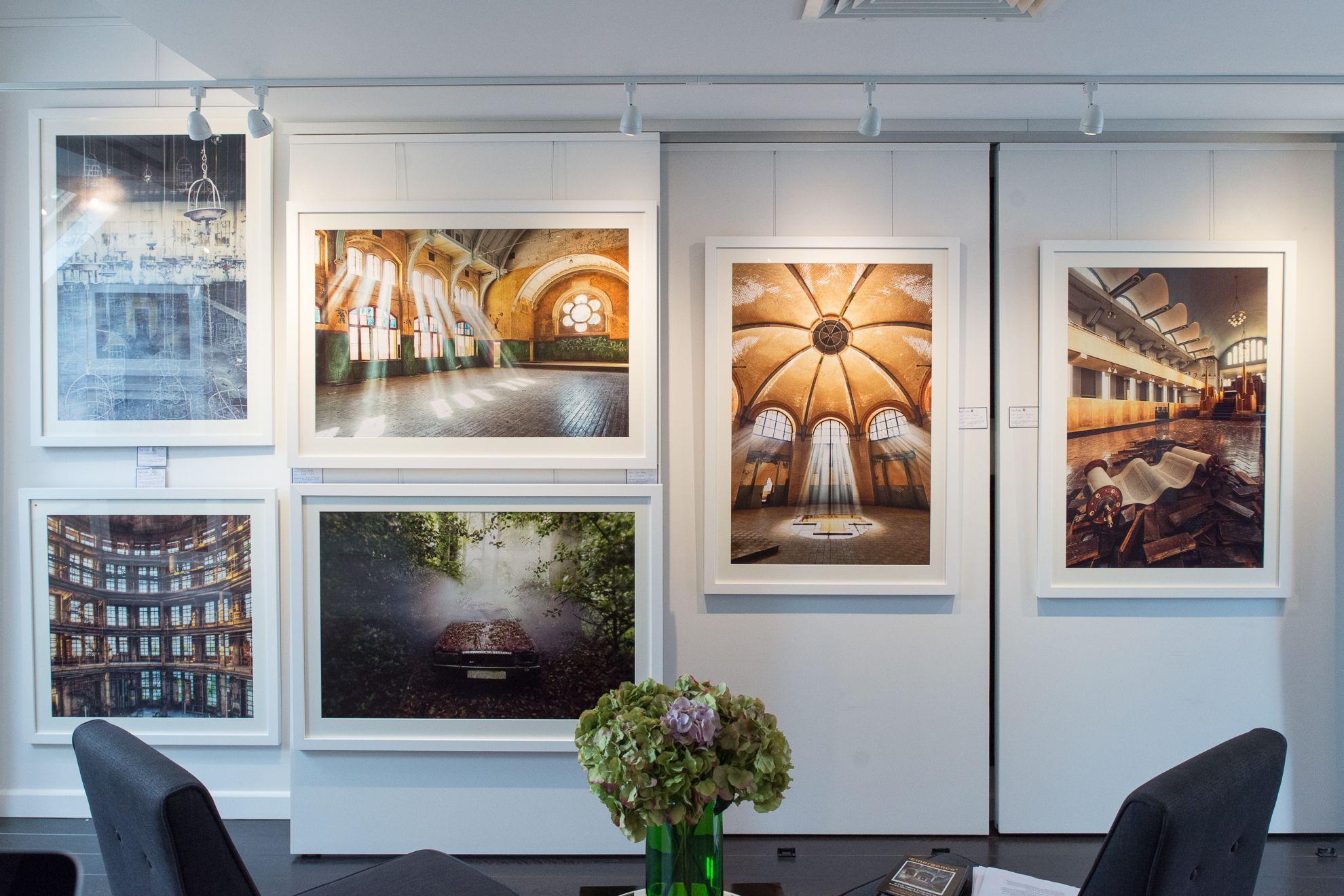 Chemical Plant par Gina Soden - Intérieur d'un lieu abandonné, urbex en vente 4