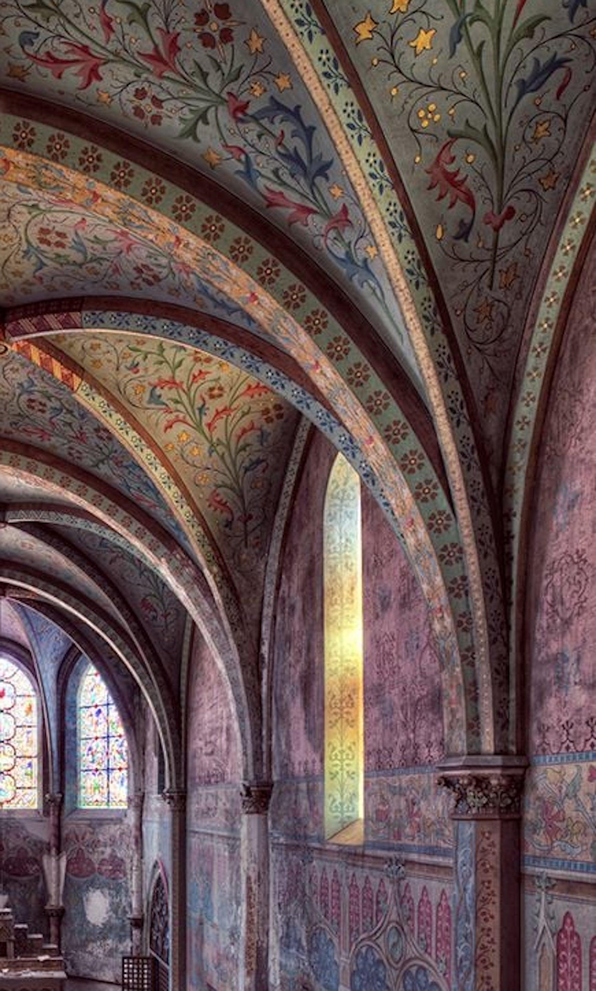 Church by Gina Soden – Urbexfotografie, Innenraum eines verlassenen Seminars, Frankreich im Angebot 4