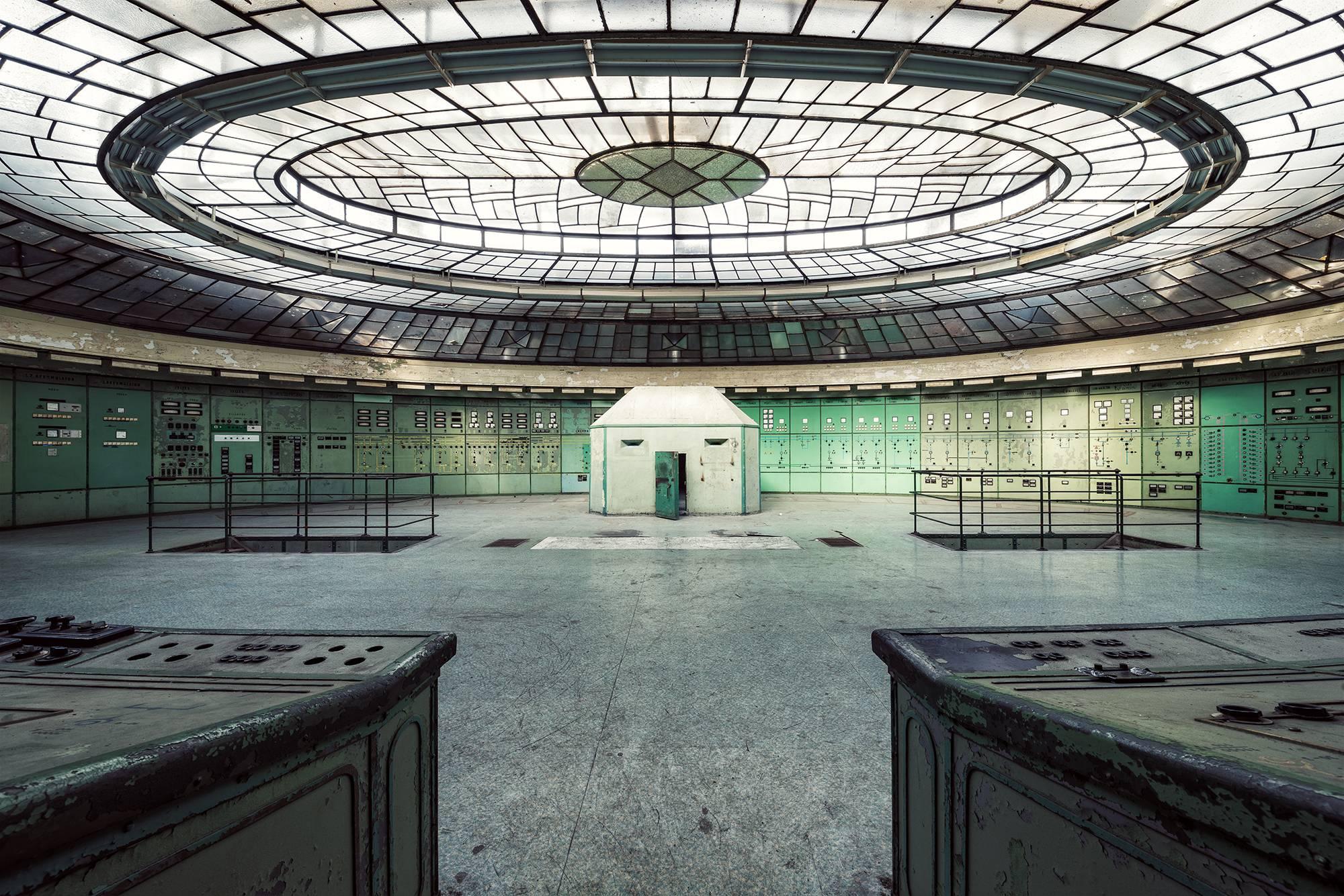 Ovalis par Gina Soden - Photographie d
intérieur, centrale électrique abandonnée, urbex