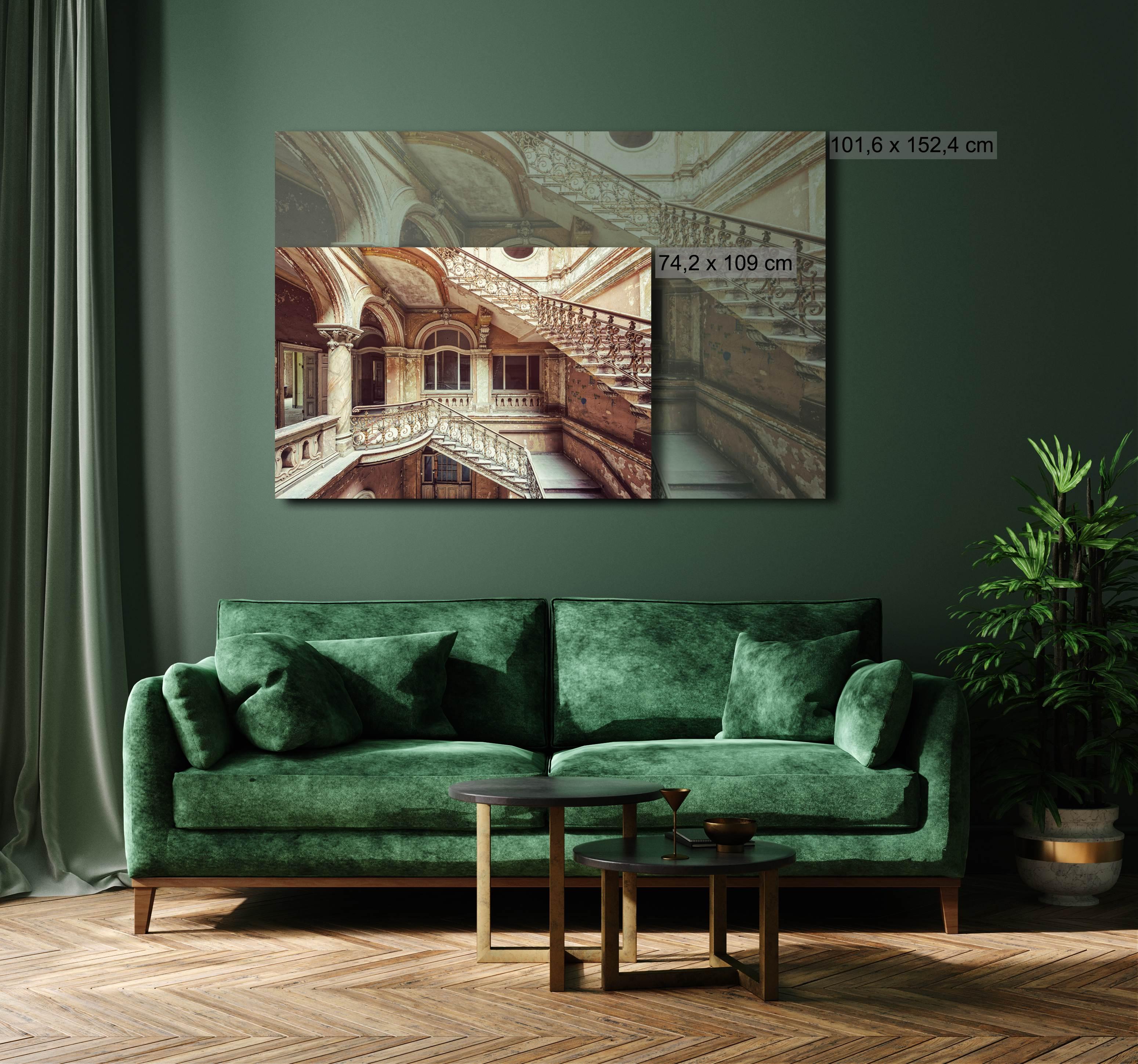 Schody de Gina Soden  - Photographie d'intérieur, palais abandonné, urbex en vente 1
