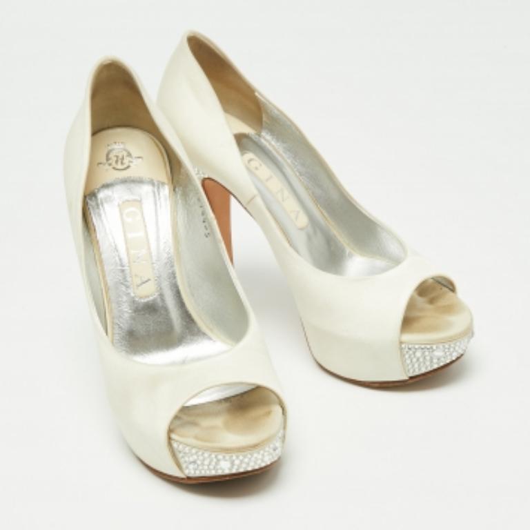 Gina Jenna escarpins à talons compensés embellis de cristaux blancs, taille 38 en vente 3