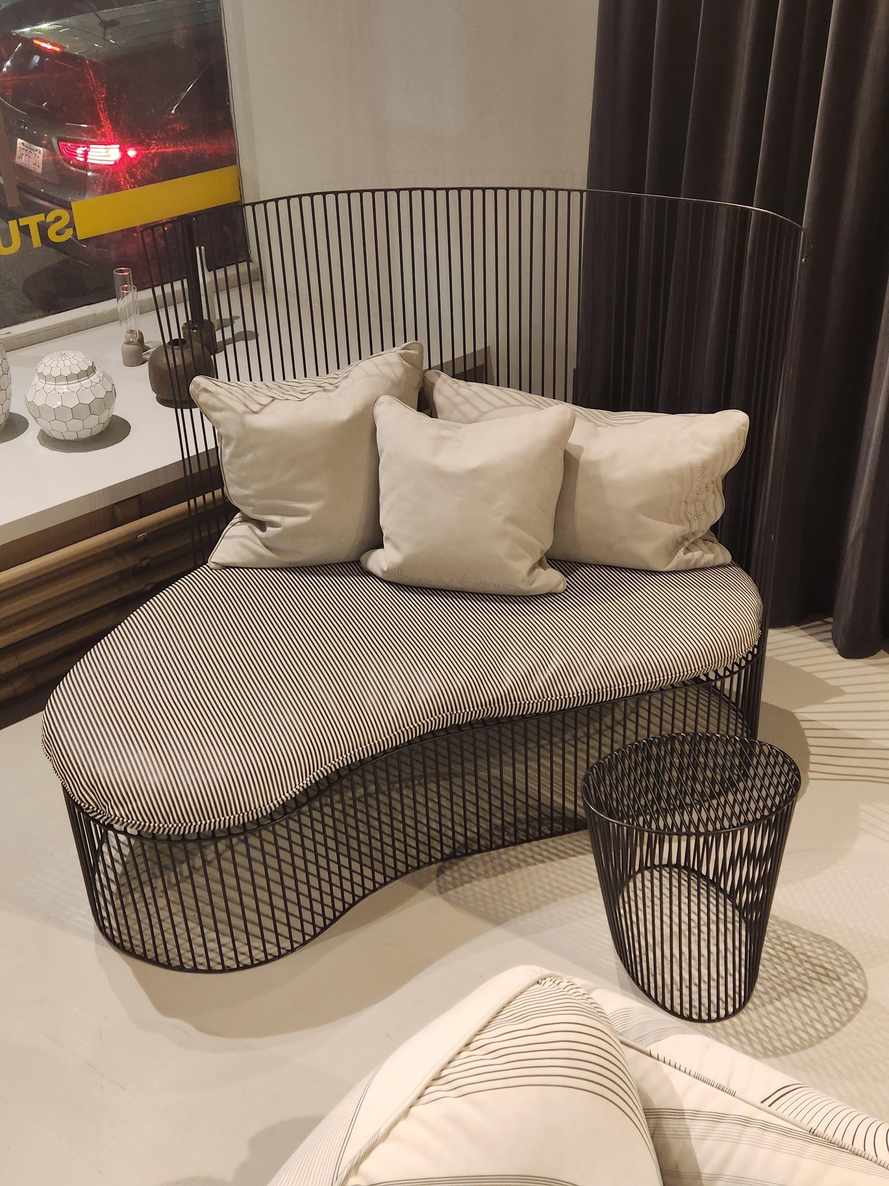 Ginestra Chaise Lounge di Antonino Sciortino per Baxter In condizioni ottime in vendita a Boston, MA