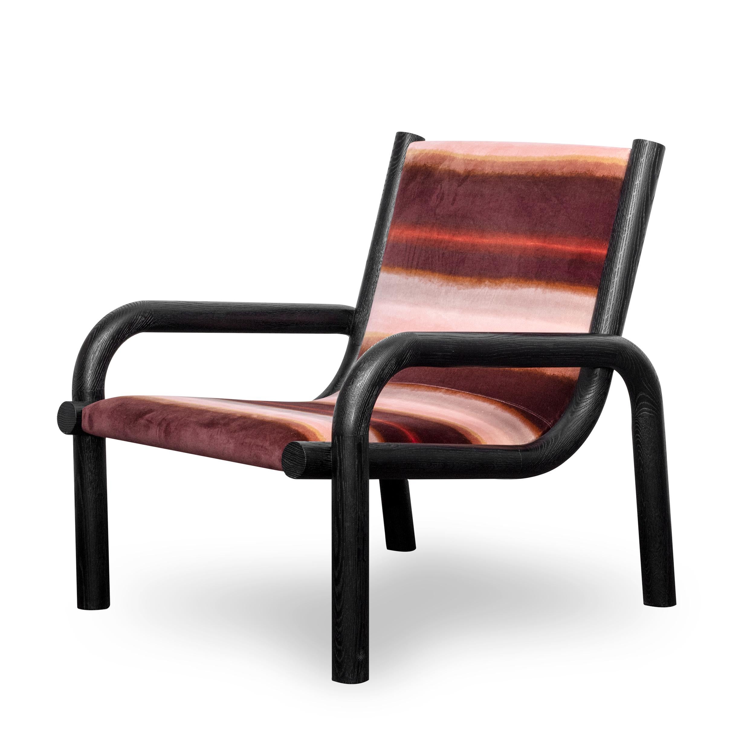 Ginga Armchair by Duistt
Dimensions: W 82 x D 89 x H 85 cm
Materials: Lelievre Esterel 03 fabric, Solid Black Oak

Ginga is the swaying movement of Brazilian martial art, Capoeira. It is characterized by a flowing movement from one side to the